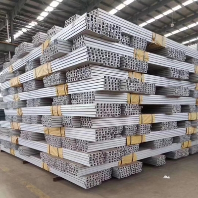 Industriële Roestvrij staal Vierkante Buis 0.550mm SS301L